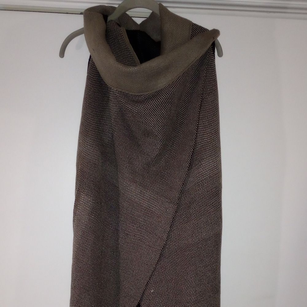 Cowlneck Reversible Multicolored Buttoned Shawl W… - image 6